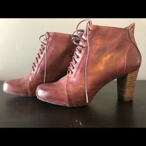 Nine West booties